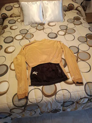 Maillot Ixcor Manga Larga Dorado