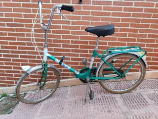Bicicleta BH plegable verde
