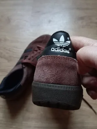 Deportivas Adidas Marrones