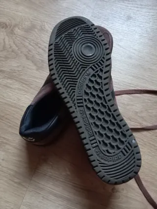 Deportivas Adidas Marrones