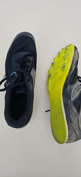 Zapatillas de clavos talla 44