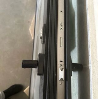 Puerta y fijo aluminio