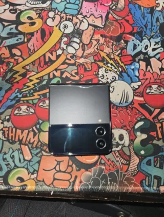 Samsung Galaxy Z Flip 4 256GB Nero