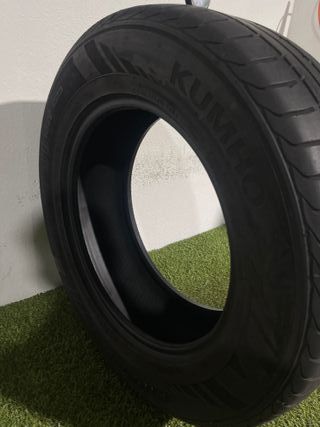 235 65 17 104V KUMHO CRUGEN HP91
