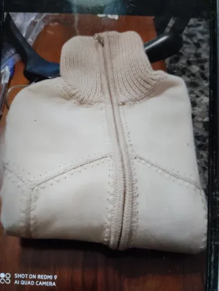 Maglia donna con zip beige