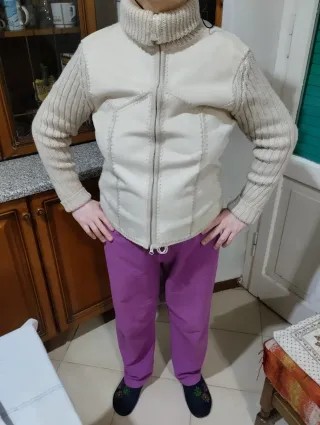 Maglia donna con zip beige