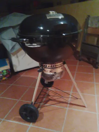 Barbecue Weber Nero e Argento