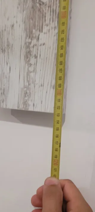 Recibidor con zapatero y espejo