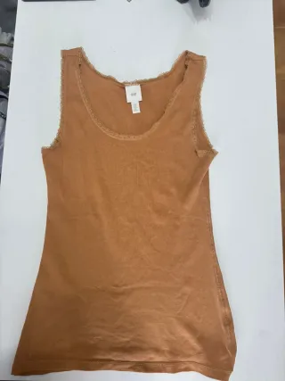 Blusa H&M sin mangas color marrón