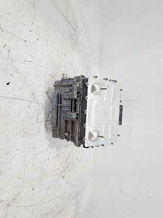 CONVERTIDOR/INVERSOR DE CORRIENTE FIAT 500E (2)