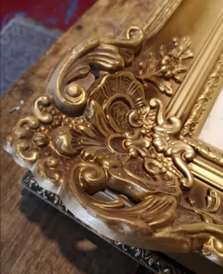 Cuadro antiguo marco dorado