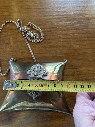 Mini bolso de latón y cobre