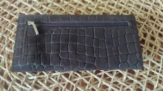 Monedero piel y ante marrón con logo G