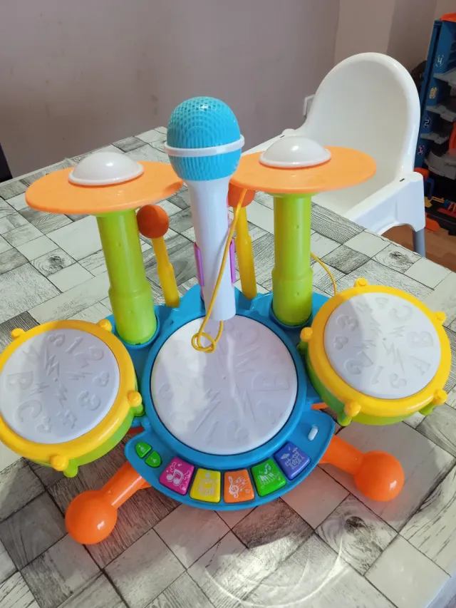 Batería electrónica infantil con micrófono