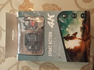 Cámara Deportiva 4K sin usar y en su caja original