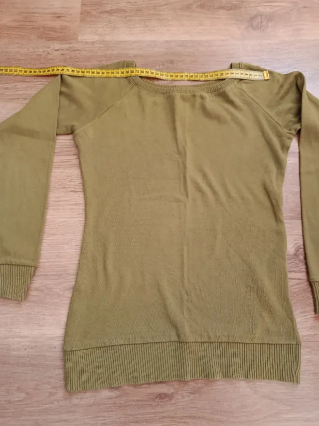 Jersey verde manga larga talla M