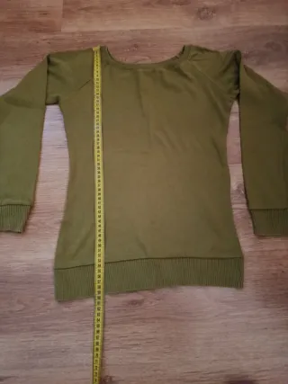 Jersey verde manga larga talla M