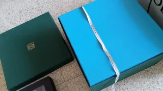 Lote de cajas y bolsas , Loewe, Hugo Boss,etc