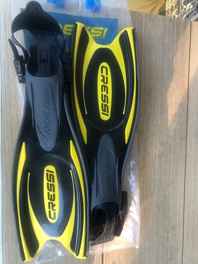 Aletas Cressi Frog Plus Buceo