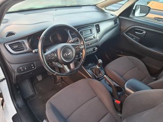 KIA Carens 2015