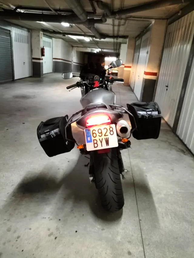 Alforjas Givi + Soportes Honda CB 600 Hornet