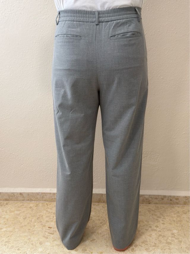 Pantalón de vestir gris talla L