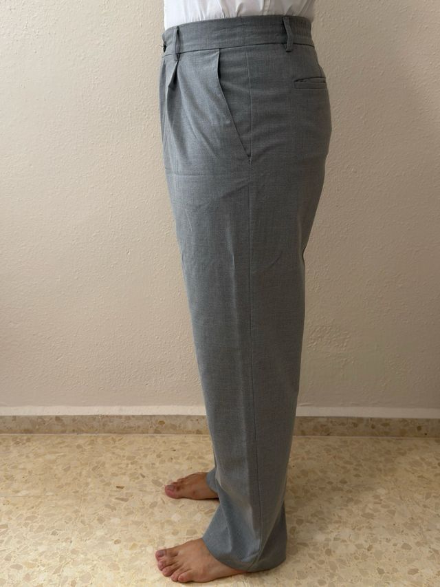 Pantalón de vestir gris talla L