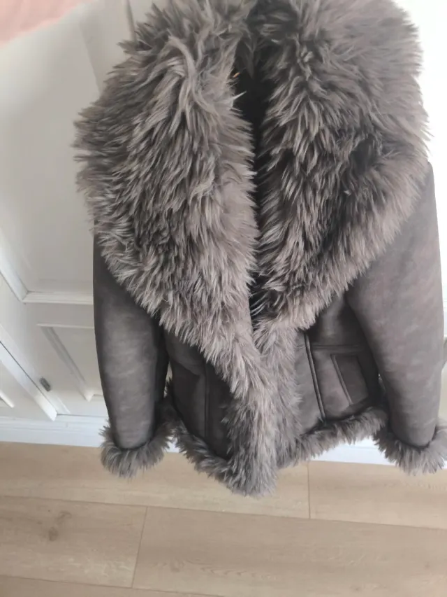 Chaquetón gris Mango