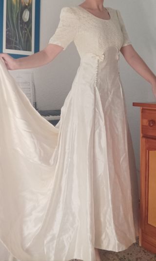 Vestido Novia Vintage 90s romántico y elegante