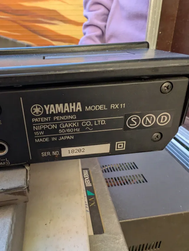Programmatore di ritmo digitale Yamaha RX11
