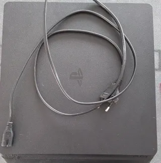 PS4 (PlayStation 4) Negra