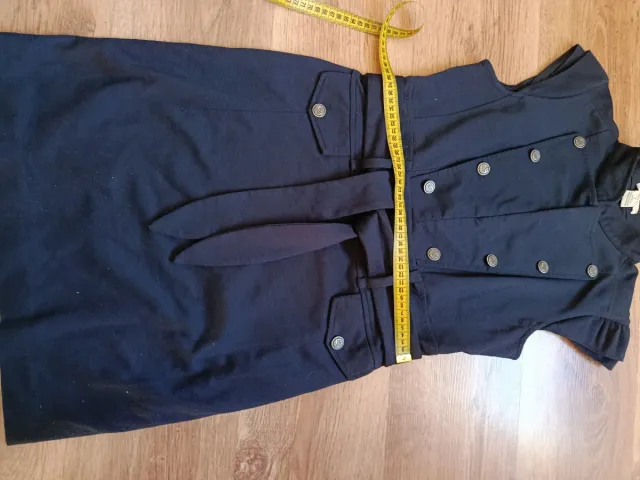 Vestido azul marino sin mangas