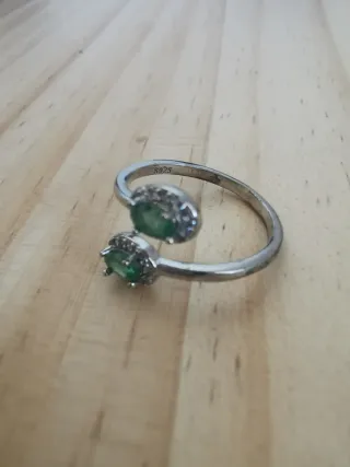 Anillo Plata Esmeralda natural, ajustable.