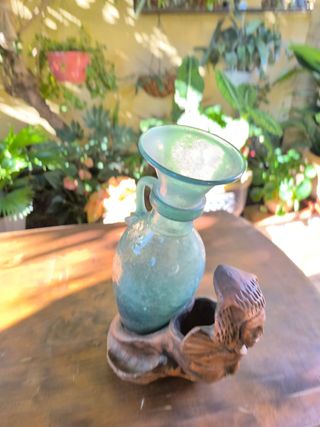 Jarrón Étnico con Soporte de Terracota