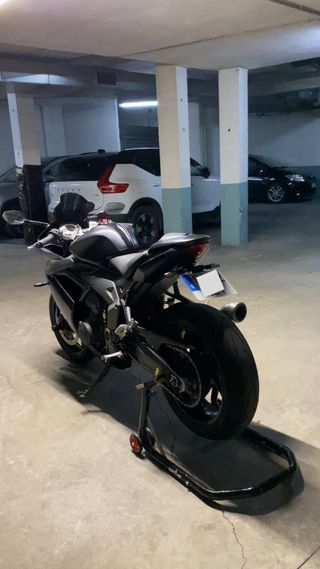 Triumph Daytona 660
