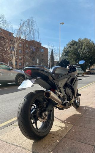 Triumph Daytona 660