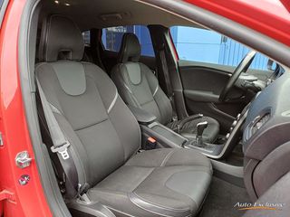 VOLVO V40 2.0 D2 KINETIC