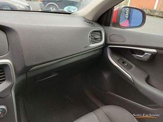 VOLVO V40 2.0 D2 KINETIC