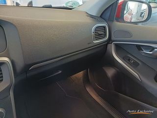 VOLVO V40 2.0 D2 KINETIC