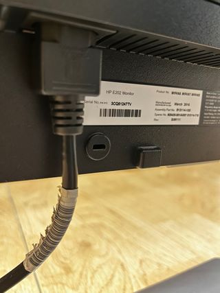 Monitor HP 22” Negro y Plata