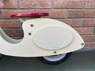 Bicicleta de madera para niños marca Janod