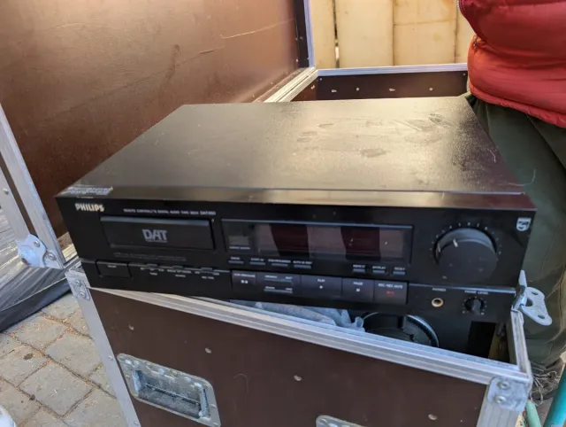 Philips DAT 850/00R Digital Audio Tape Deck