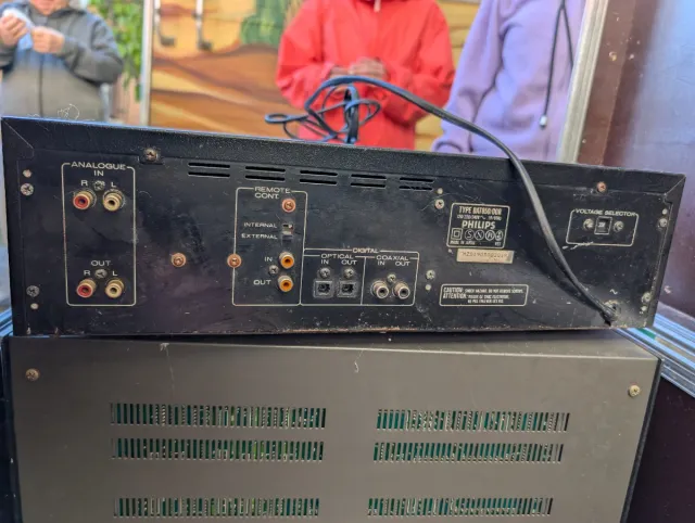 Philips DAT 850/00R Digital Audio Tape Deck