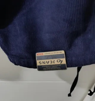 Pantalón de pana azul con cordón