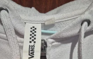 Sudadera Vans Blanca con Capucha
