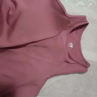 Top deportivo H&M rosa Talla S