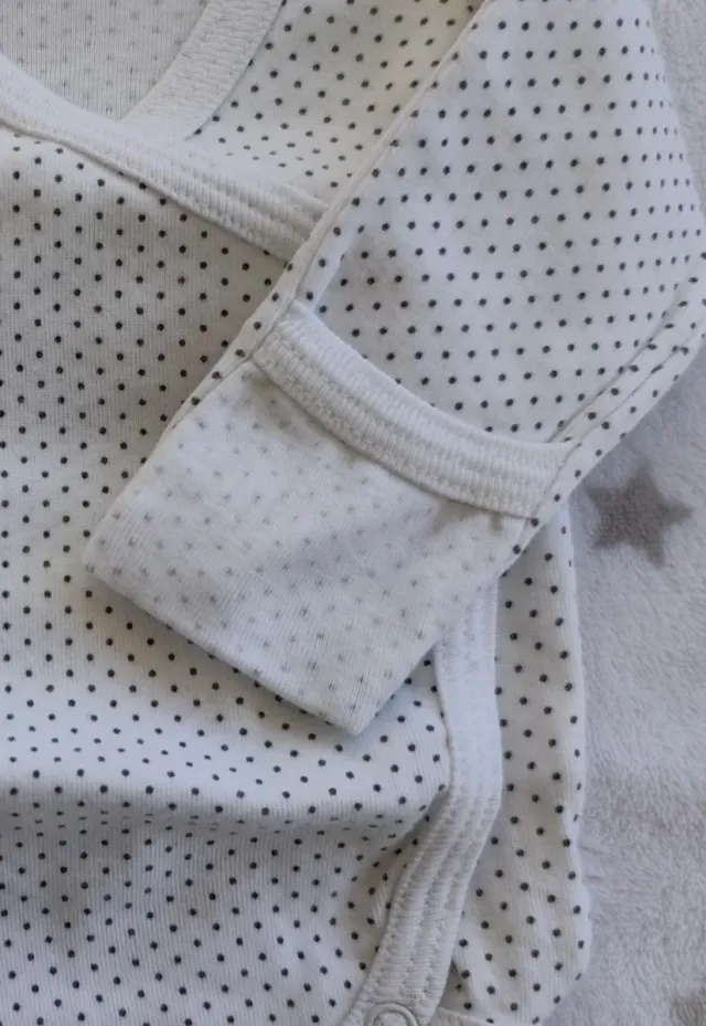 Lote 2 Bodies Manga Larga Bebé Talla 56