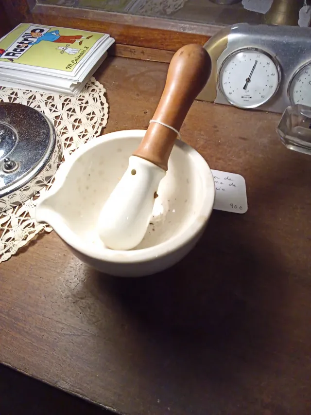 Almirez Farmacia Porcelana y Madera