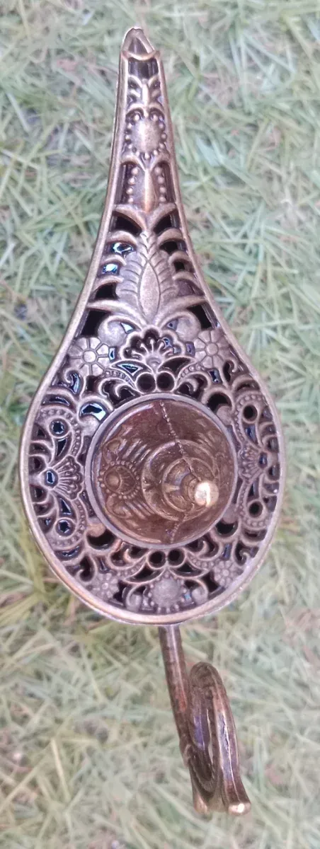 Lampada in metallo arabo