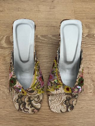 Sandalias de brocado talla 39